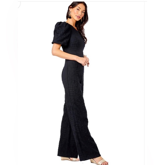 Pinapple pucker textured jacquard Brialyn one shoulder jumpsuit - Picture 7 of 12